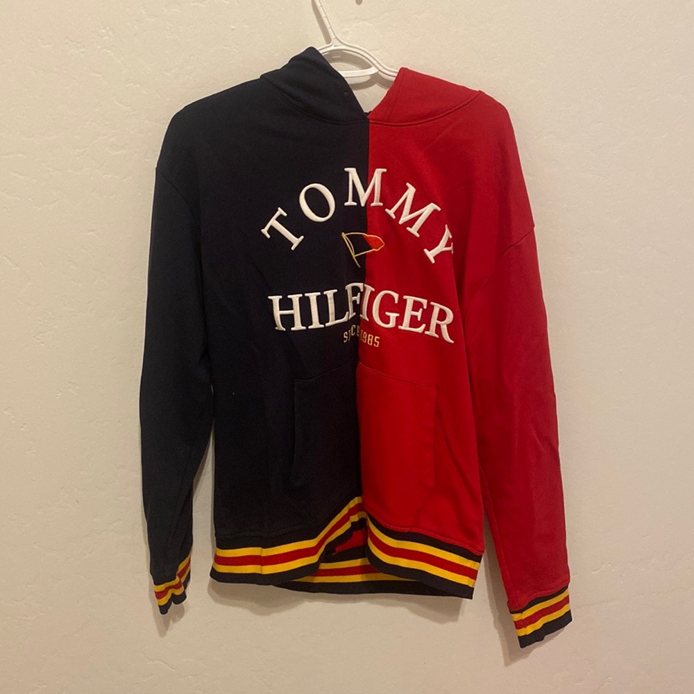 TH hoodie